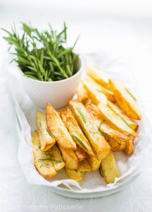 oven-roasted-rosemary-fries-gluten-free-vegan-fries-chips-delicious-amazing