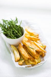 oven-roasted-rosemary-fries-gluten-free-vegan-fries-chips-delicious-amazing-dinner