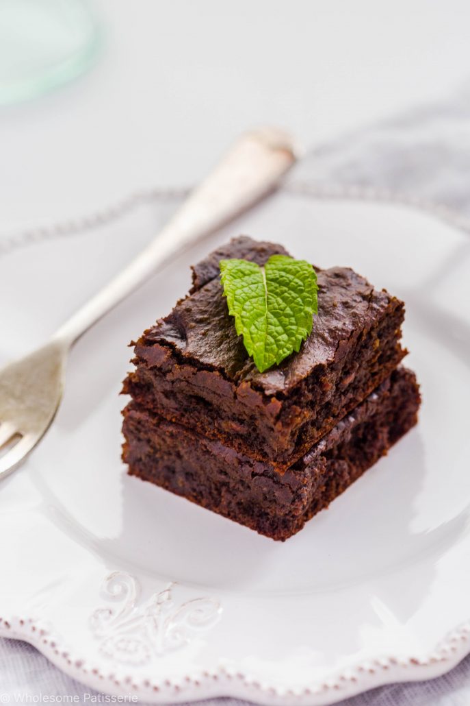 decadent-chocolate-mint-brownies-one-bowl-gluten-free-vegan-dairy-free-easy-kids-delicious-fudge