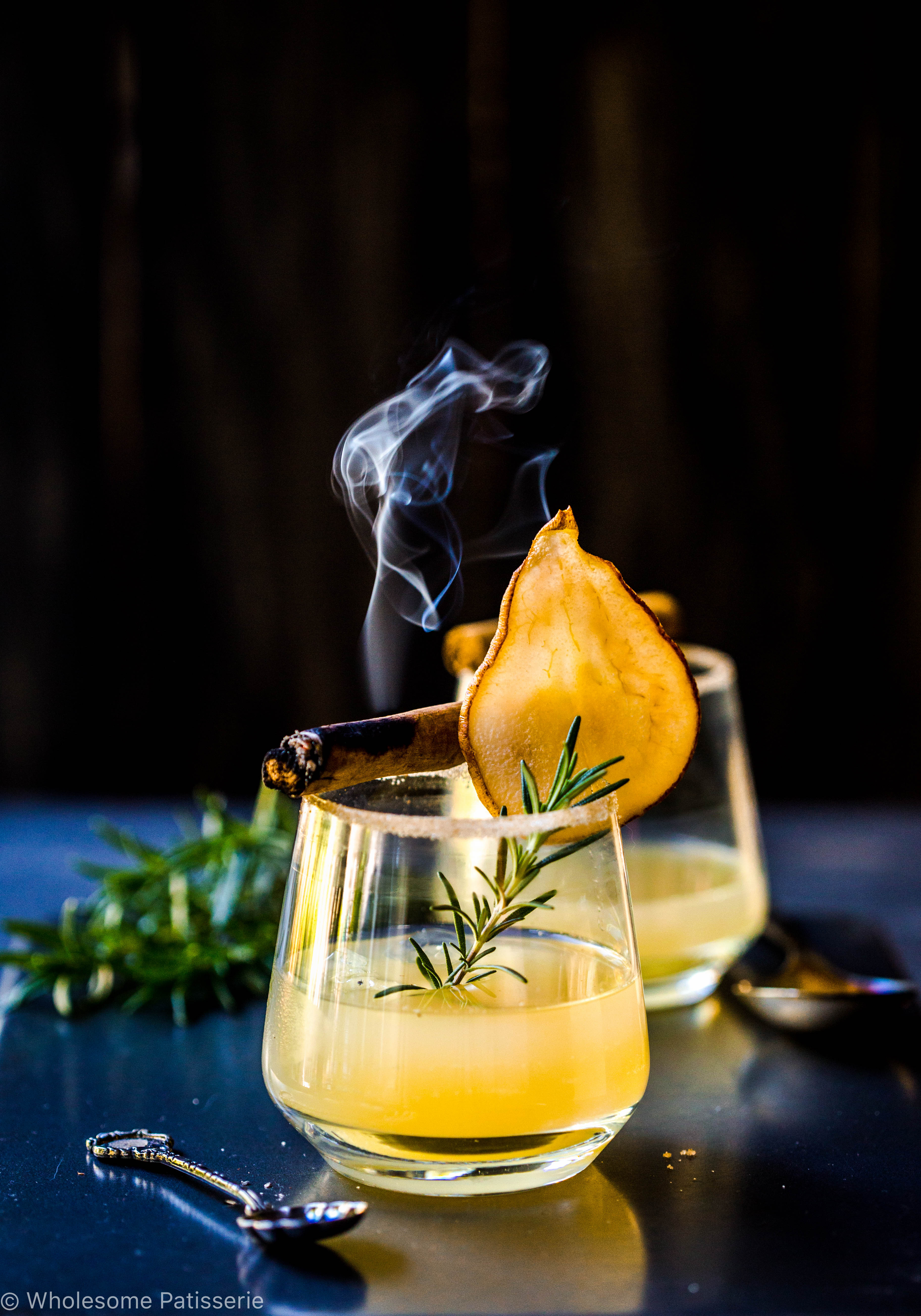 pear-lemon-fizz-cocktail-vodka-beverage-mocktail-kombucha-remedy-health-probiotic-pears