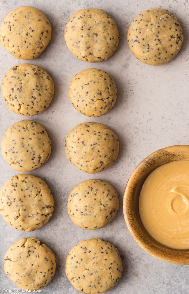 Peanut & Chia Cookies! Absolutely divine dairy free cookies featuring peanut butter, honey, olive oil and chia seeds! A wonderful addition to your daily routine - snack wise ;) 