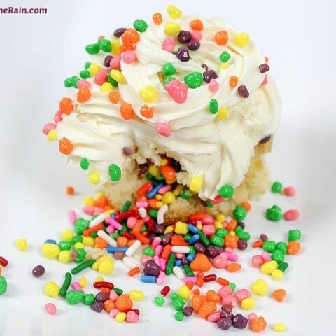 Image for Candy Filled Pinata Cupcakes