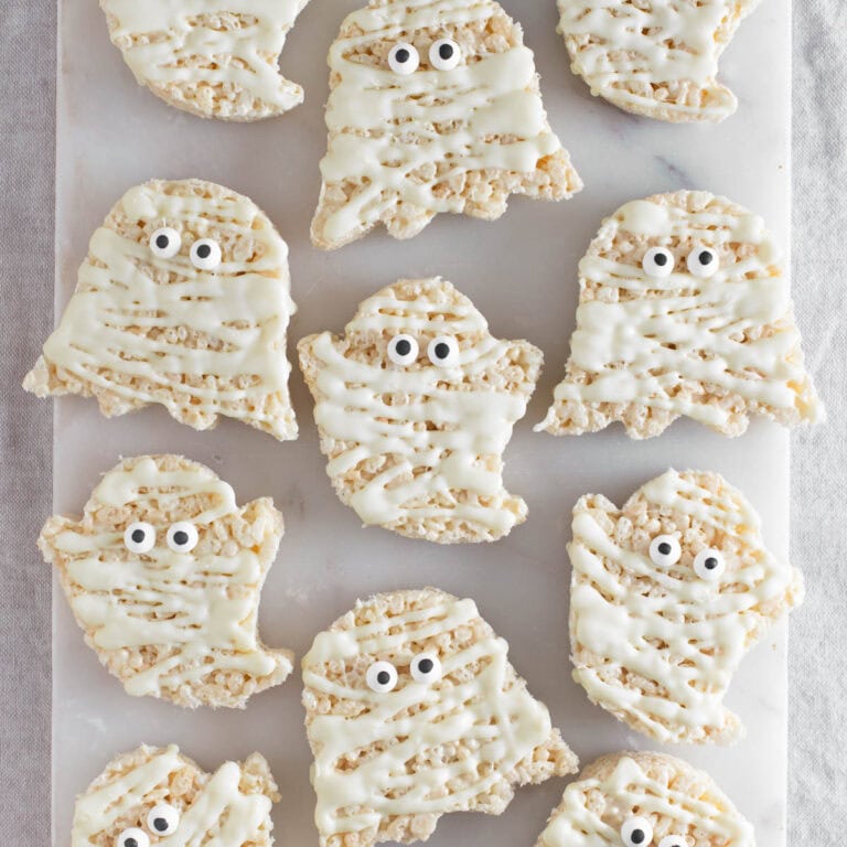 Rice Krispie Ghost Mummies